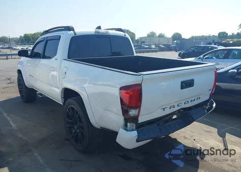 2022 Toyota Tacoma Sr5 V6 z USA, uszkodzony, nr VIN 3TMAZ5CN5NM161124